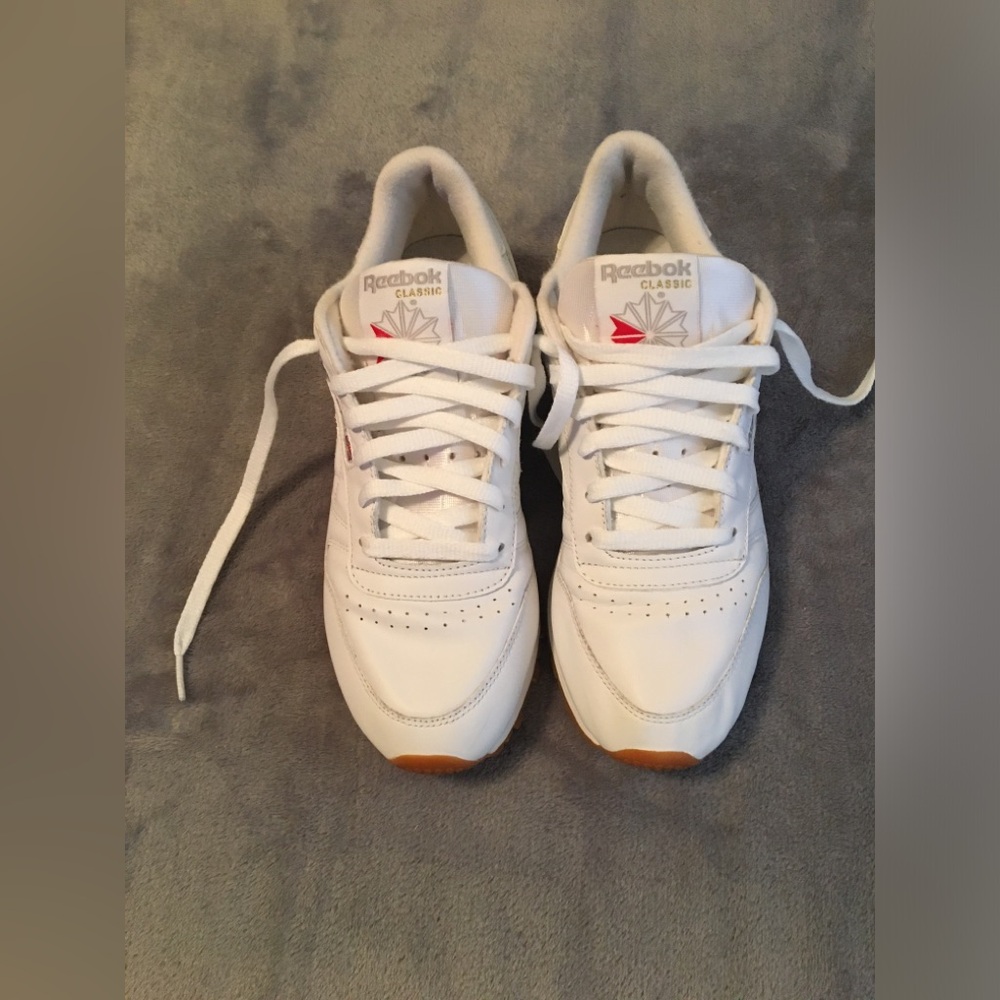 Reebok Classic - Picture 2 of 6